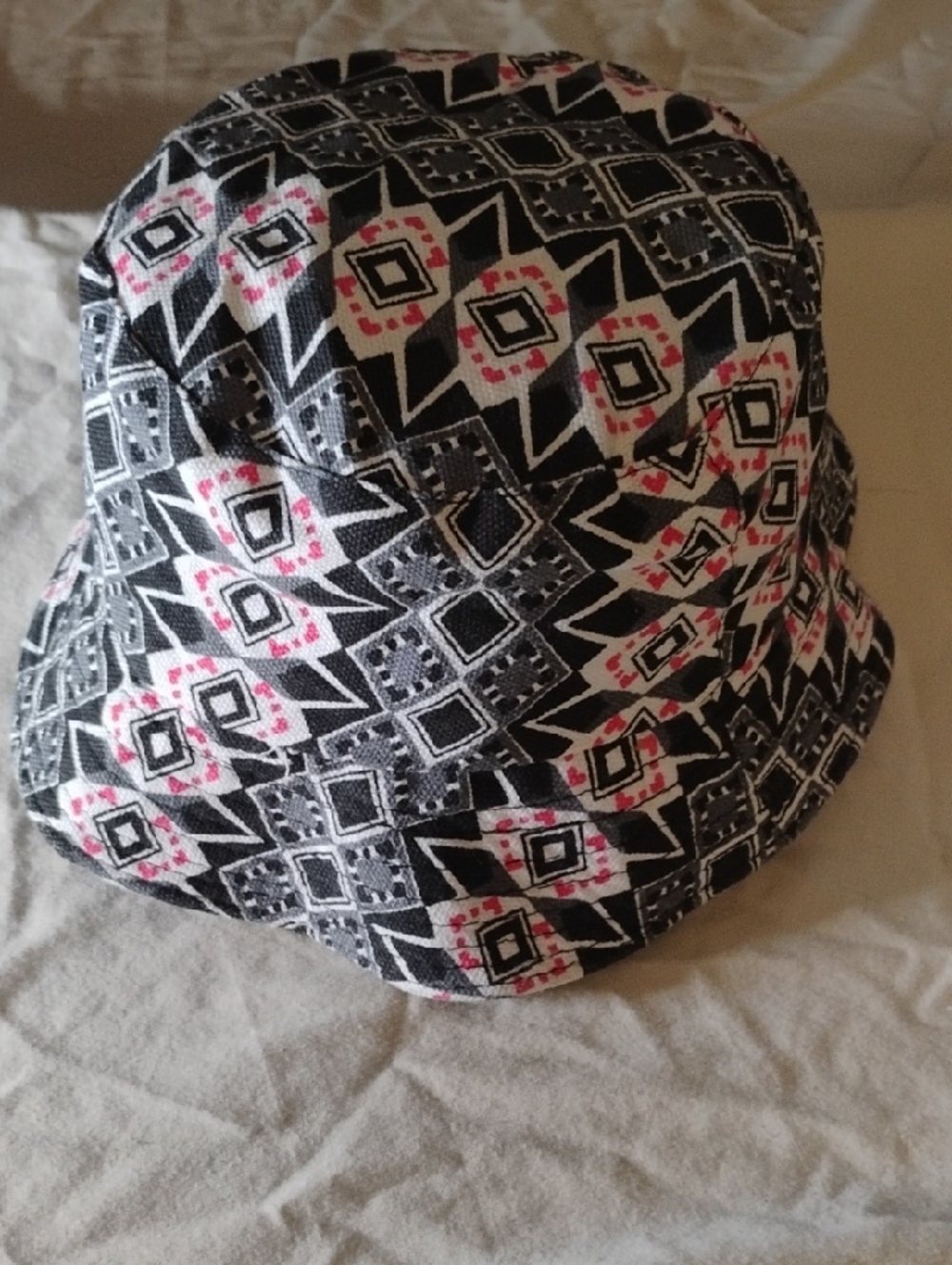 Private Label Geometric Bucket Hat - Black, White, Pink